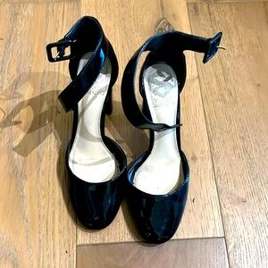 Vince Camuto Black Patent Heel Size 6.5